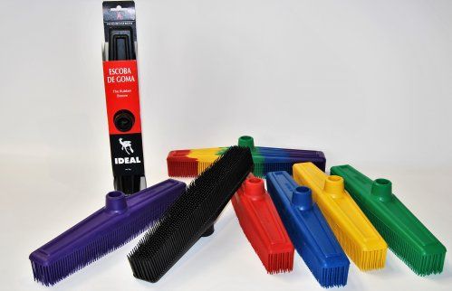 Fabricada de una sola pieza, con goma de primera calidad y compuesta de más de 1.000 filamenteos cónicos.Duración ilimitada.Muy útil para todo tipo de suelos: parquet, moquetas, alfombras, etc. No levanta polvo, es de fácil limpieza, no raya ni deteriora los muebles.La autentica "ESCOBA DE GOMA "MORIMON"
Precios sin IVA. 
ENVÍO GRATIS a península y Baleares en compras superiores a 50 €